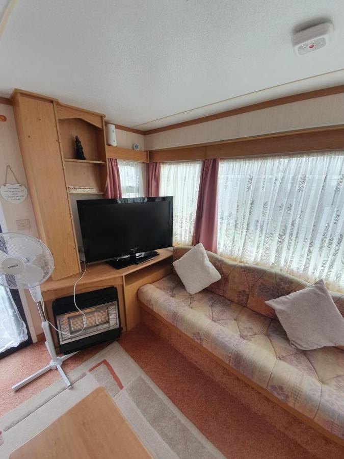 Готель Fantasy Island 6 Berth 576 Інголдмеллс Екстер'єр фото