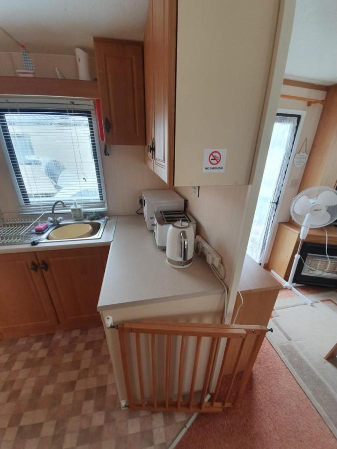 Готель Fantasy Island 6 Berth 576 Інголдмеллс Екстер'єр фото